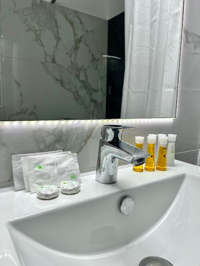 Boholand Apartment บราชอฟ ภายนอก รูปภาพ